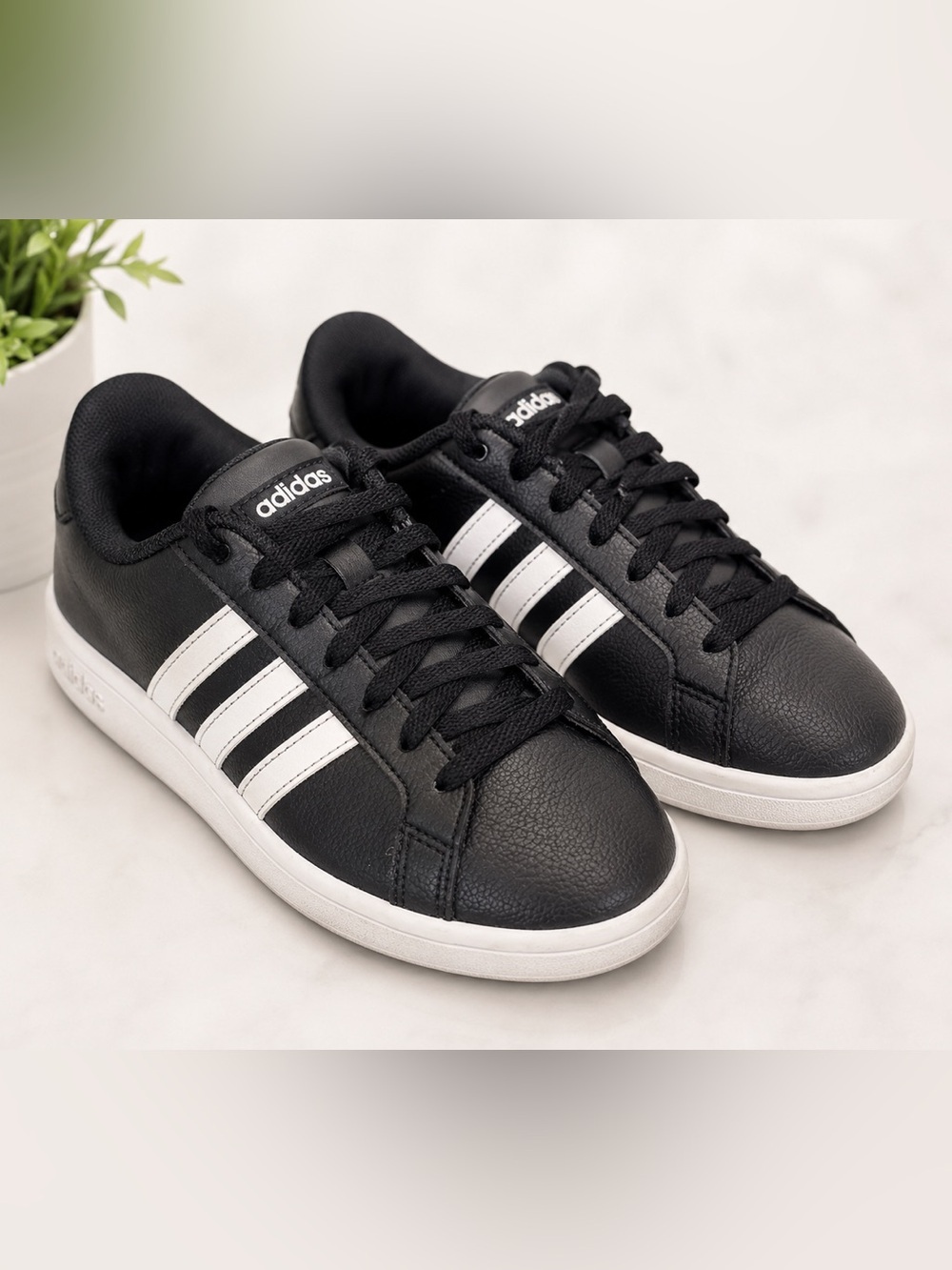Adidas Neo Cloudfoam Memory Foam Sneakers Black White Womens 7.5